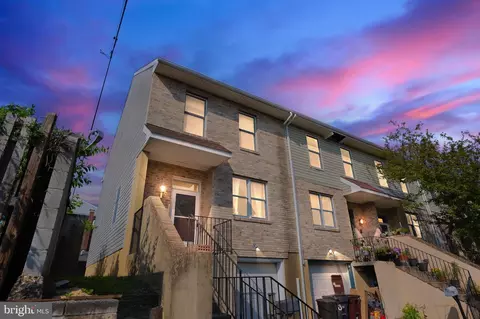 1 Bayard Ct, Wilmington, DE 19805