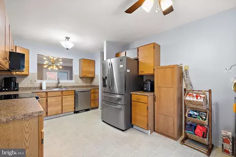 846 Sabina Cir, Bear, DE 19701 photo 3