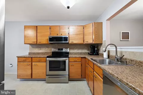 846 Sabina Cir, Bear, DE 19701 photo 2