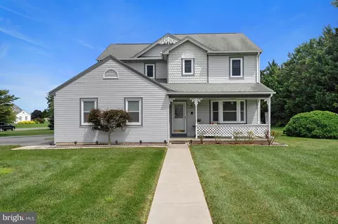 401 Dogwood Ln, Middletown, DE 19709