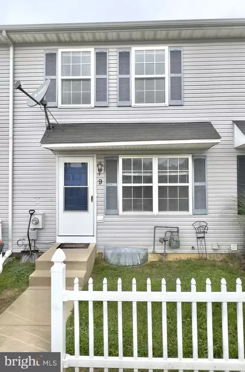 9 Cole Blvd, Middletown, DE 19709