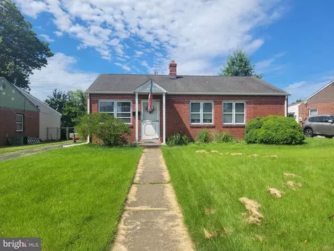 313 Hazlett Rd, New Castle, DE 19720