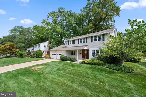 2111 Swinnen Dr, Wilmington, DE 19810