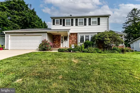 106 Meriden Dr, Newark, DE 19711