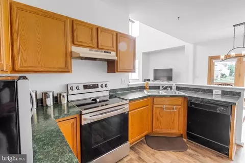 4 Iris Cir, Bear, DE 19701 photo 14