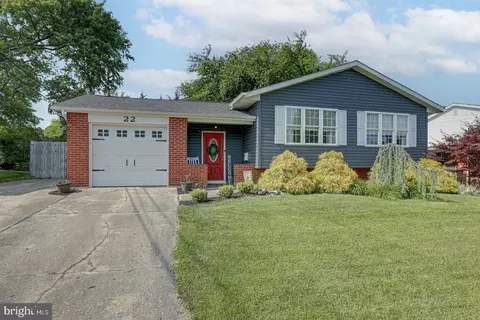 22 Aldershot Dr, Newark, DE 19713