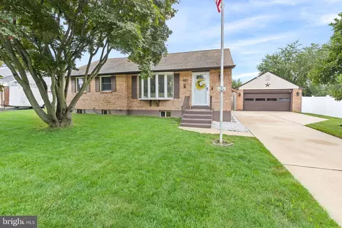 4622 Griffin Dr, Wilmington, DE 19808