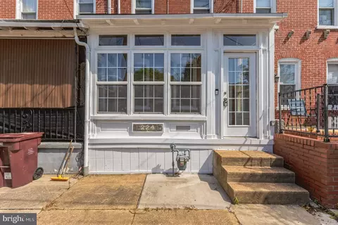 224 Woodlawn Ave, Wilmington, DE 19805
