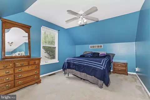 137 Diminish Dr, Newark, DE 19713 photo 13
