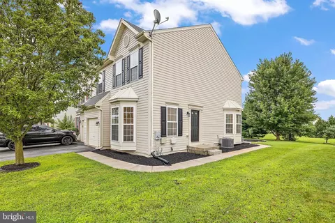 19 S Cummings Dr, Middletown, DE 19709