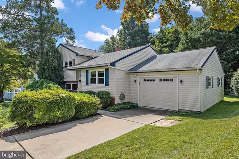 34 Ruby Dr, Claymont, DE 19703 photo 2