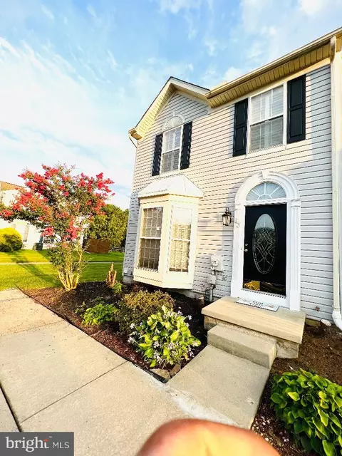 63 Alexis Dr, Newark, DE 19702