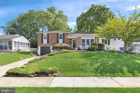 312 Pinehurst Rd, Wilmington, DE 19803