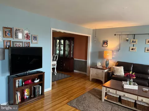 4615 Muggleton Rd, Wilmington, DE 19808 photo 3