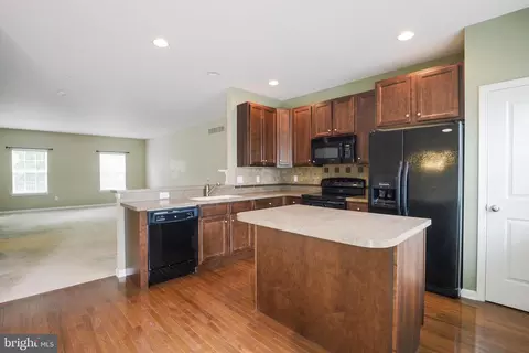 339 Latrobe Dr, Newark, DE 19702 photo 6