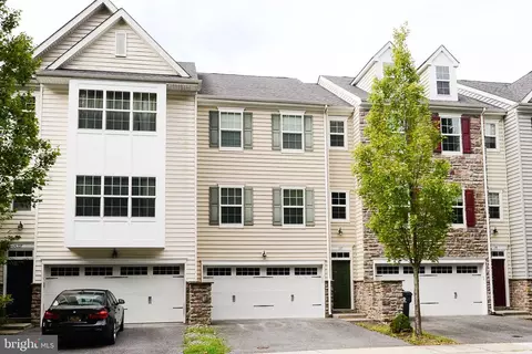 339 Latrobe Dr, Newark, DE 19702