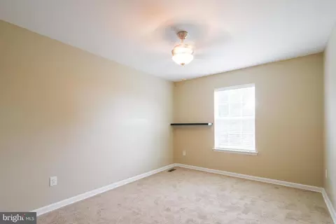 339 Latrobe Dr, Newark, DE 19702 photo 18