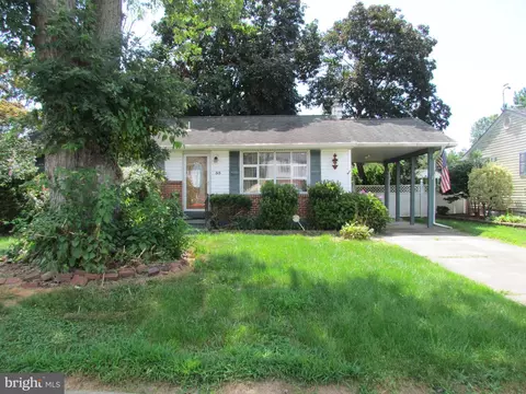 55 Springlake Dr, Newark, DE 19711