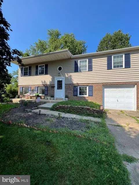 718 S Cox St, Middletown, DE 19709