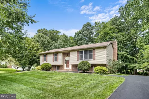 674 Clifton Dr, Bear, DE 19701