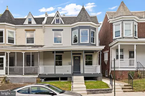 220 W 20th St, Wilmington, DE 19802