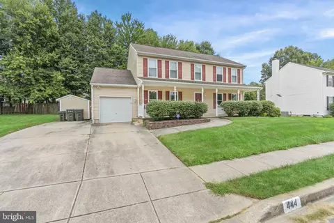 444 Douglas D Alley Dr, Newark, DE 19713