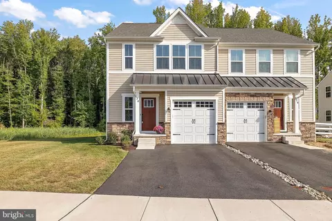 230 Felix Dr, Newark, DE 19713