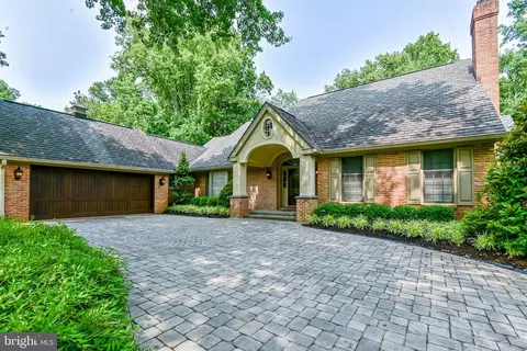 104 Santomera Ln, Greenville, DE 19807