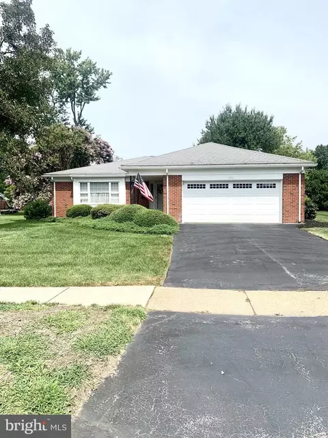 327 Walden Rd, Wilmington, DE 19803