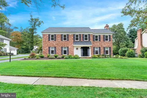 719 Taunton Rd, Wilmington, DE 19803