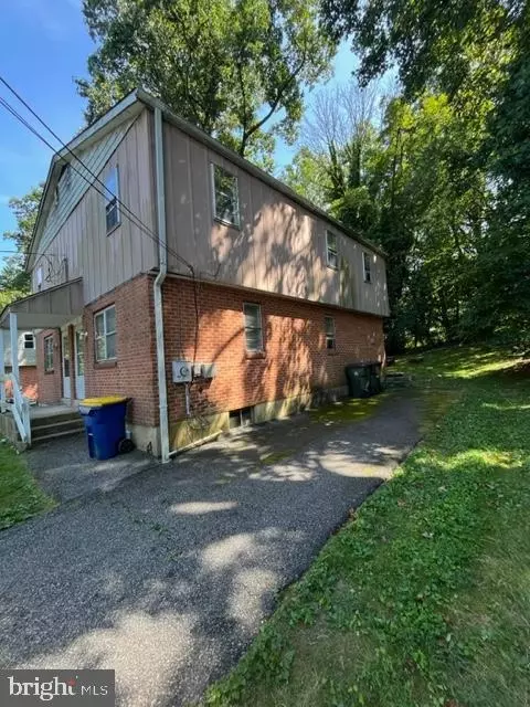 19 White Clay Dr, Newark, DE 19711 photo 2