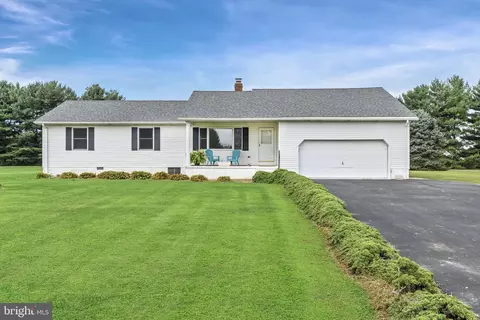 214 Oak Dr, Middletown, DE 19709