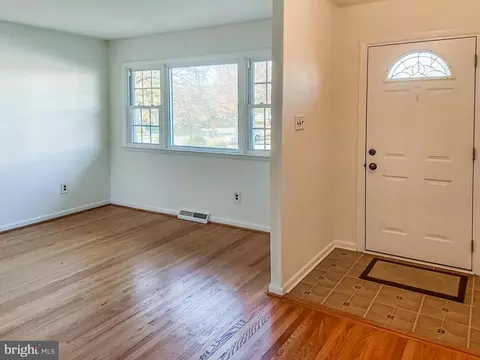 15 Greenbridge Dr, Newark, DE 19713 photo 4