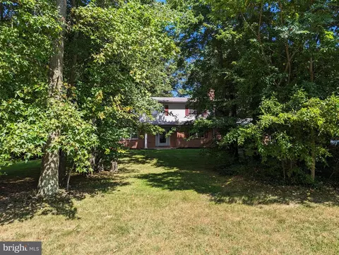 648 Clifton Dr, Bear, DE 19701 photo 4