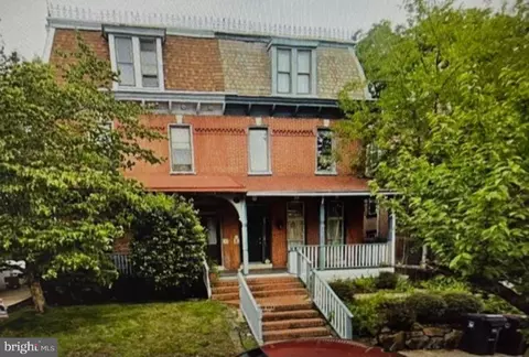 1123 W 8th St, Wilmington, DE 19806