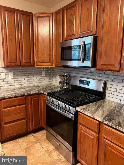 353 Matthew Flocco Dr, Newark, DE 19713 photo 14