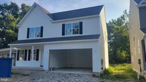 660 Commerce St, Townsend, DE 19734 photo 2