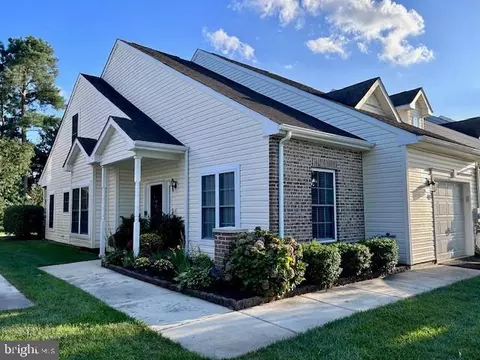 240 Gladstone Way, Bear, DE 19701