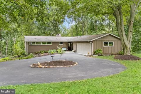 210 N Spring Valley Rd, Wilmington, DE 19807