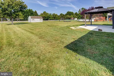10 Mcmahon Dr, Bear, DE 19701 photo 30