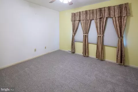 10 Mcmahon Dr, Bear, DE 19701 photo 20