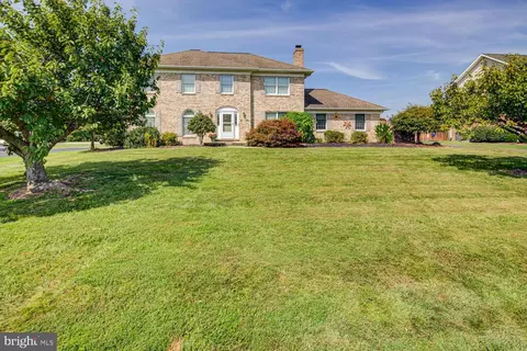 10 Mcmahon Dr, Bear, DE 19701 photo 41