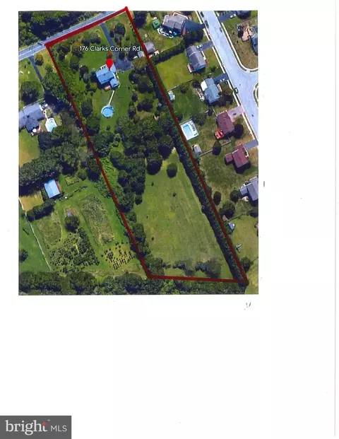 176 Clarks Corner Rd, Saint Georges, DE 19733