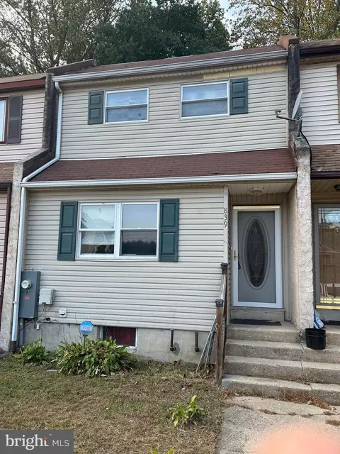 839 Hasting Ct, Newark, DE 19702
