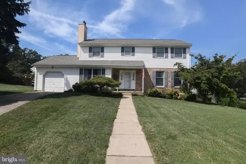 2412 Calf Run Dr, Wilmington, DE 19808