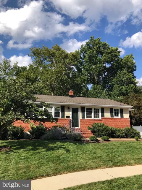 4411 Sharon Dr, Wilmington, DE 19808