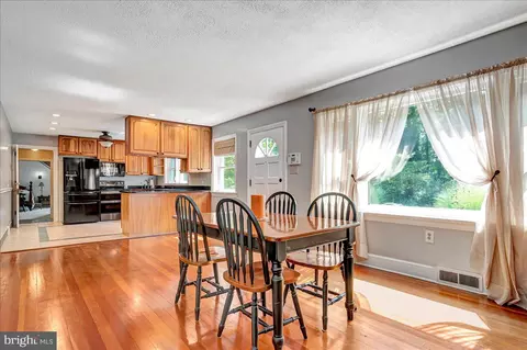 425 Old Porter Rd, Bear, DE 19701 photo 4