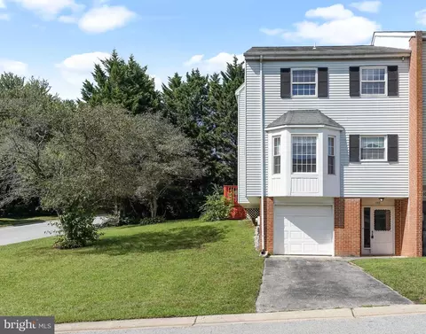 100 Chadd Rd, Newark, DE 19711