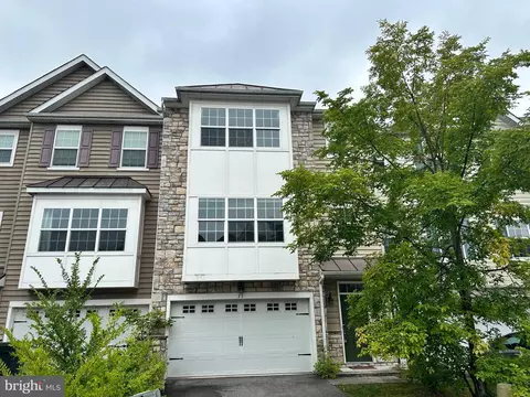 23 Munro Rd, Newark, DE 19711