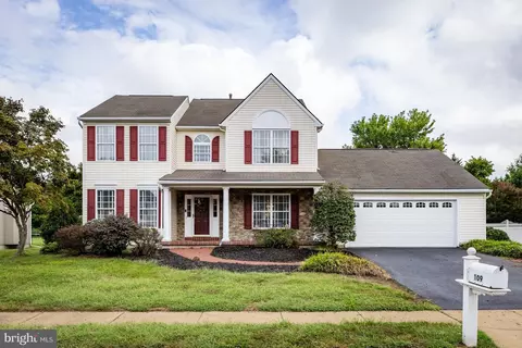 109 Lakeside Dr, Middletown, DE 19709